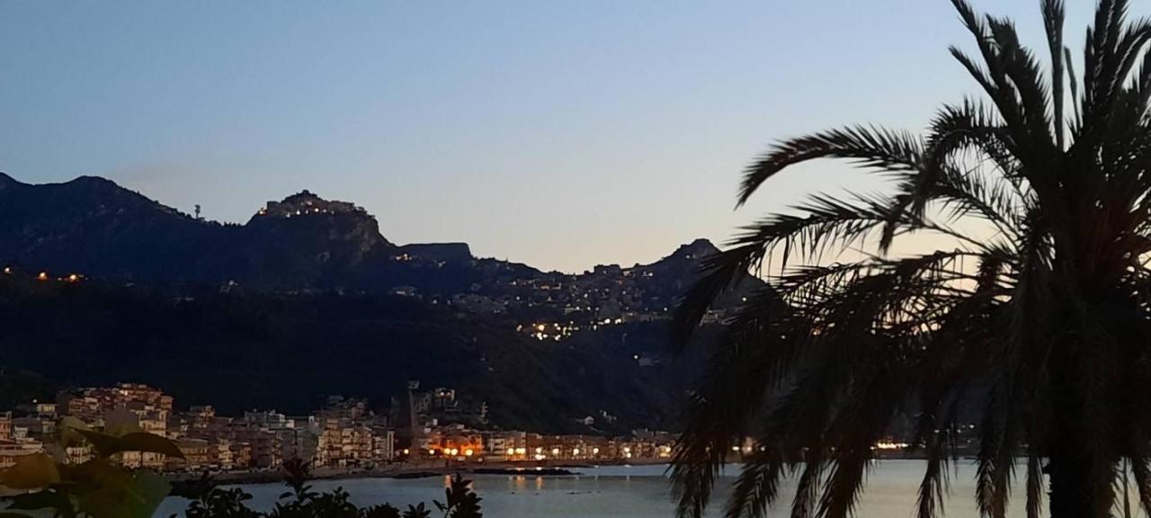 Appartamento Taormina Giardini-Naxos Esterno foto