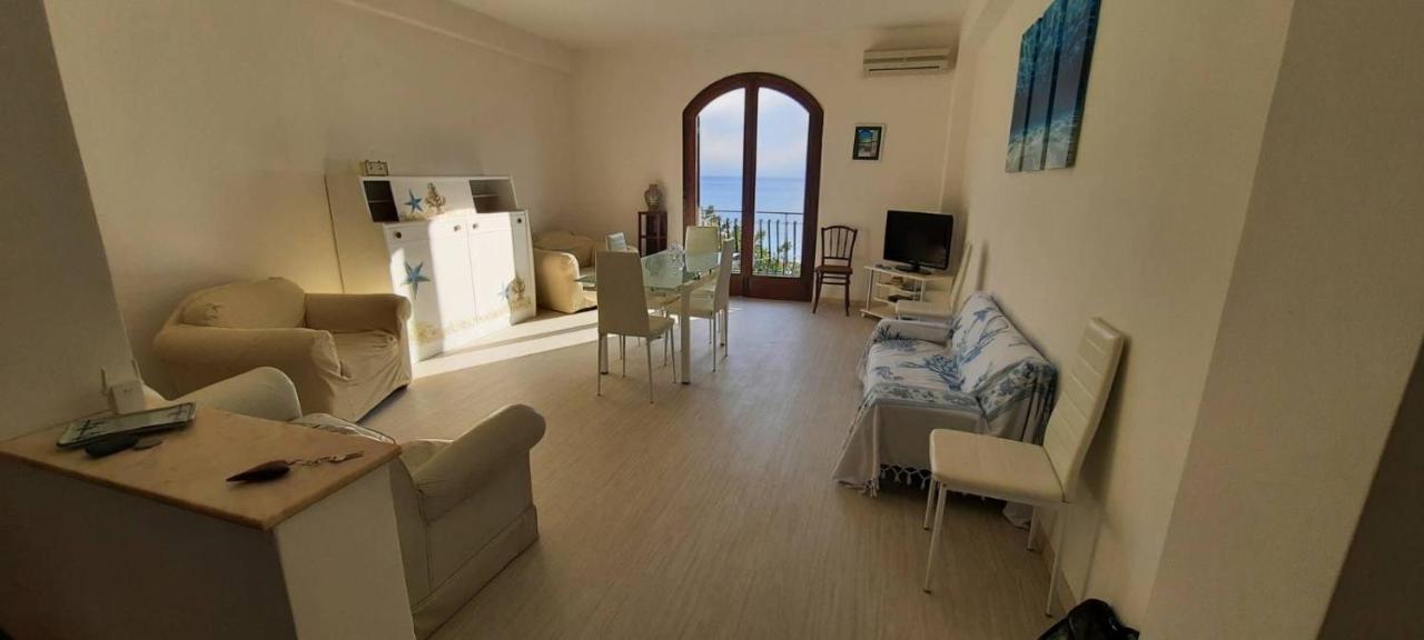 Appartamento Taormina Giardini-Naxos Esterno foto